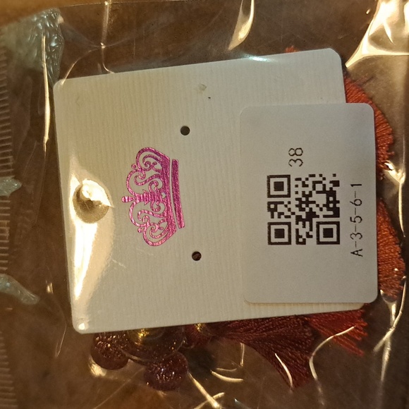 2/$10 NWT Mickey Mouse Tassel Earrings - Picture 3 of 3